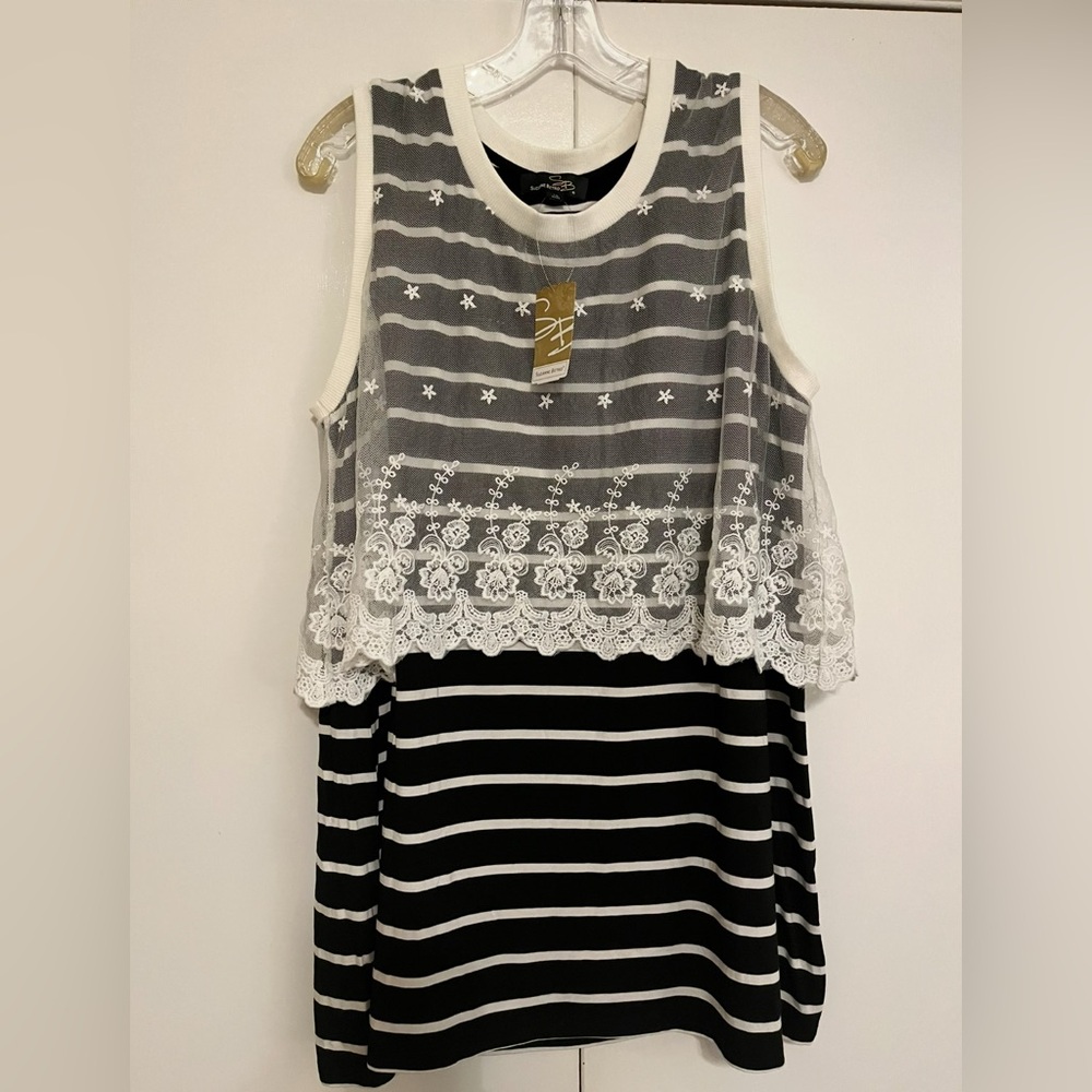 Suzanne Betro Black and White Striped Lace Overlay Top